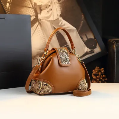 Simple Charm Daily Tote